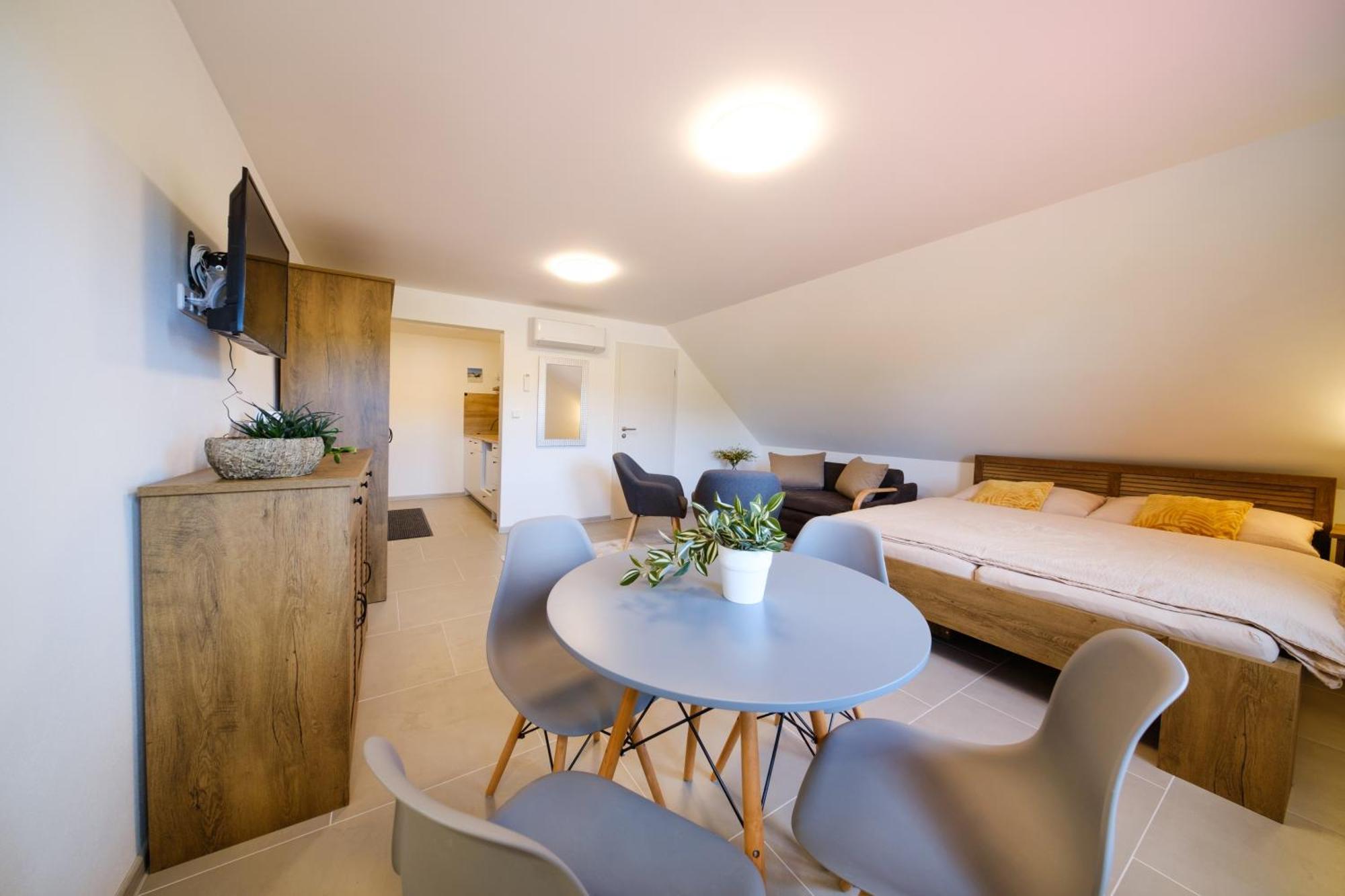 Apartman 1 Fklidu Znojmo Kültér fotó